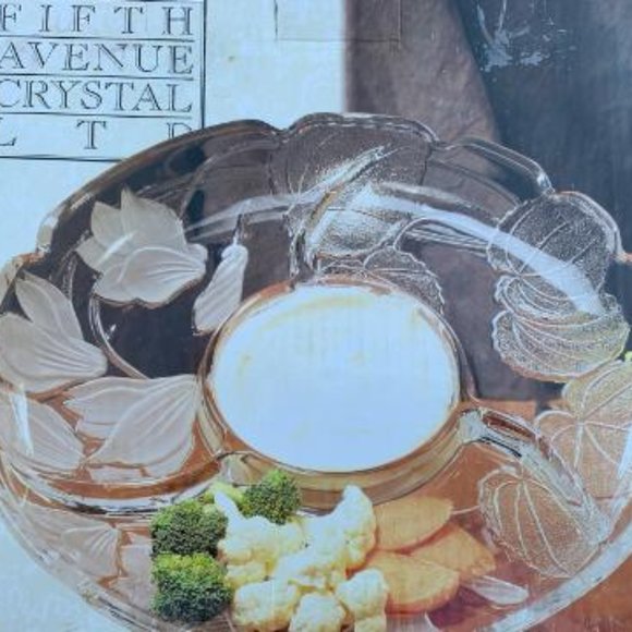 5th Avenue Tulip Dip & Chip Divided  Platter/Japan - Picture 3 of 3